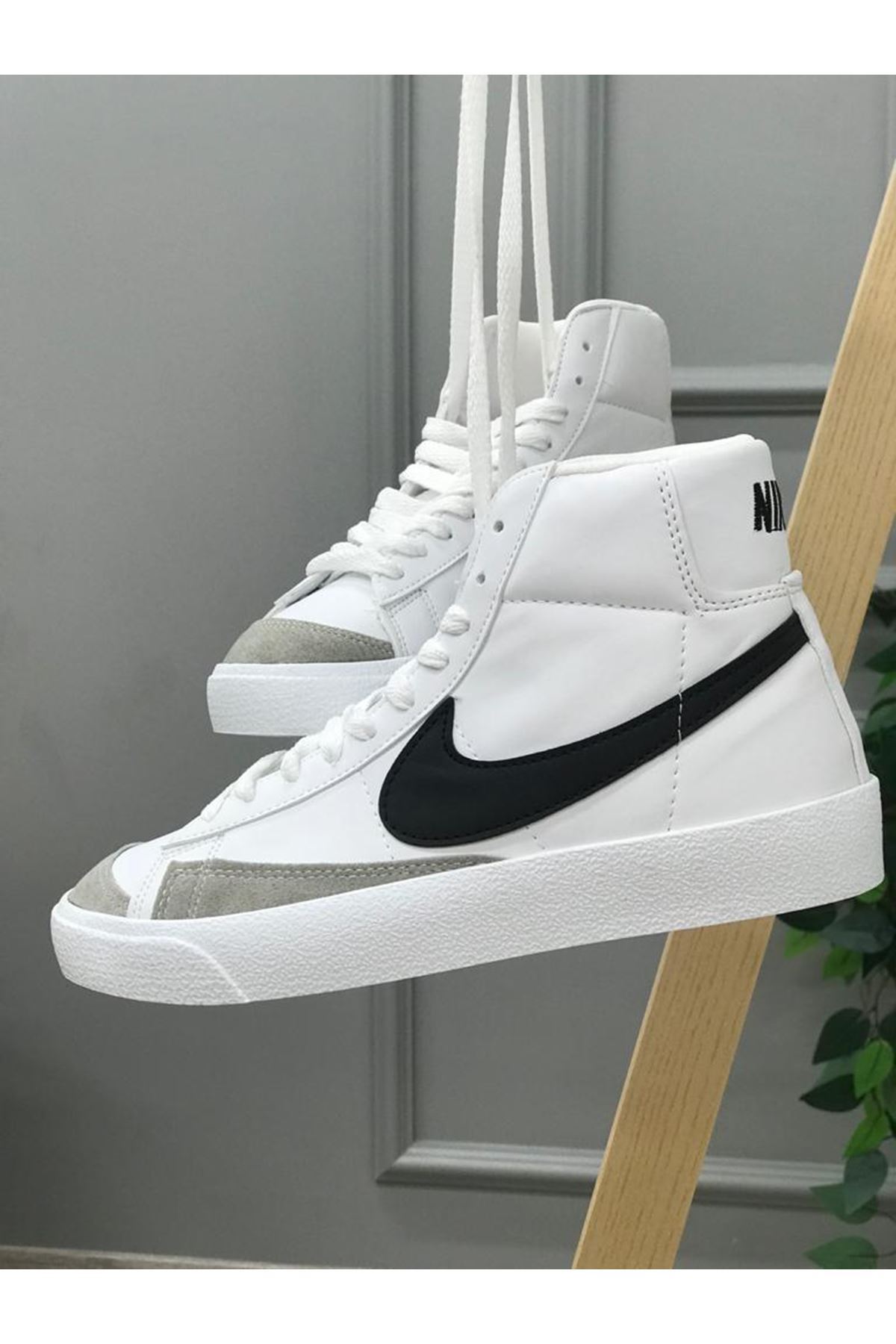 Nike Blazer Beyaz Siyah