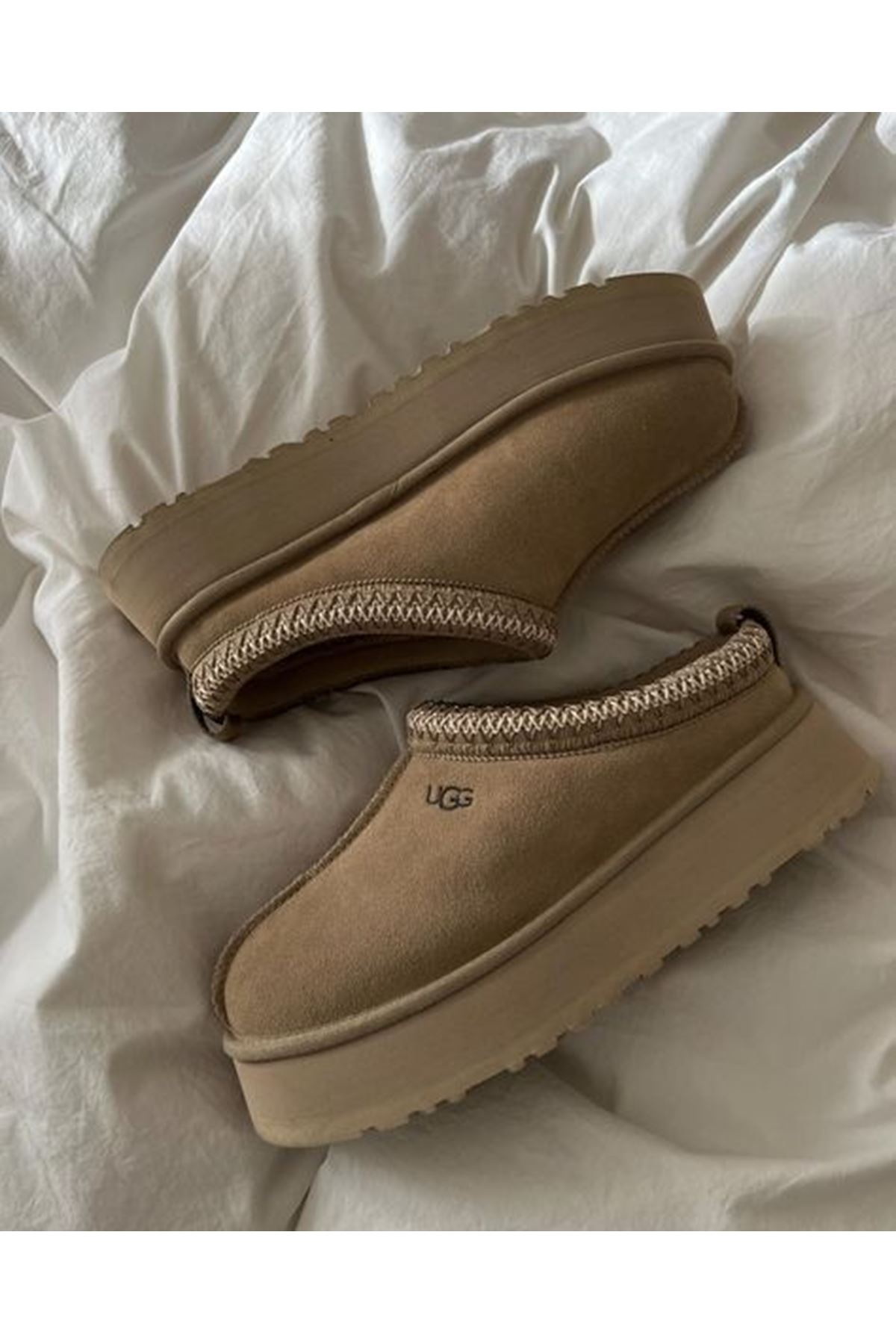 UGG Gondol Terlik Koyu Vizon