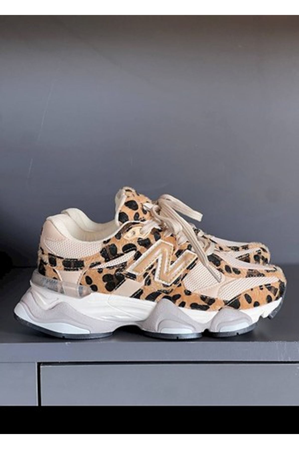 New Balance 9060 Leopar