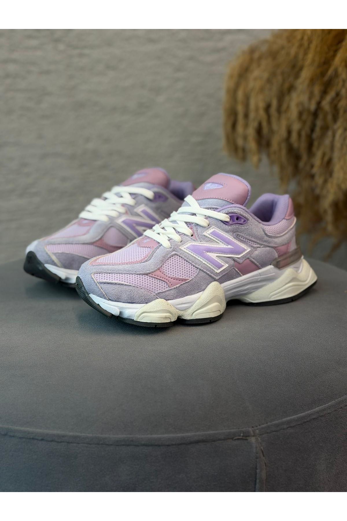 New Balance 9060 Lila