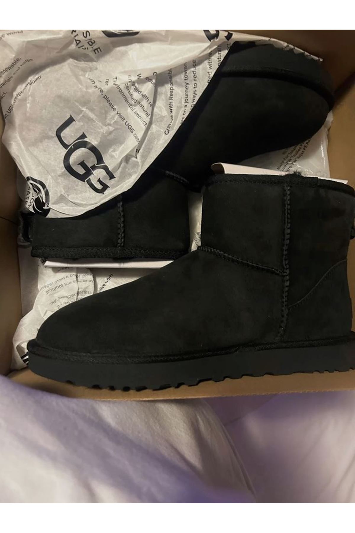 UGG Mini Siyah
