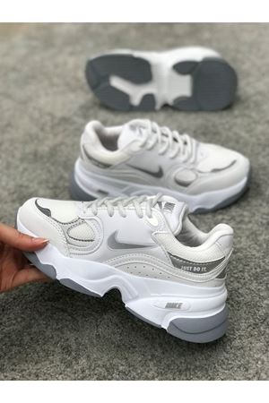 Nike Just Do İt Beyaz Gümüş