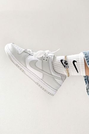 Nike Dunk Gri beyaz