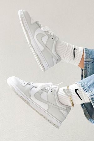 Nike Dunk Gri beyaz
