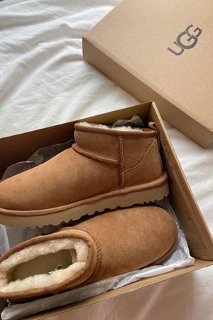 UGG Ultra Mini Bot taba