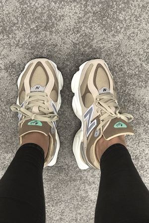New Balance 9060 Bej Gri Spor Ayakkabı