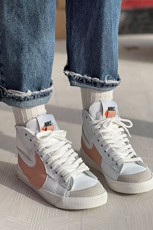 Nike Jumbo Beyaz Pudra Spor Ayakkabı