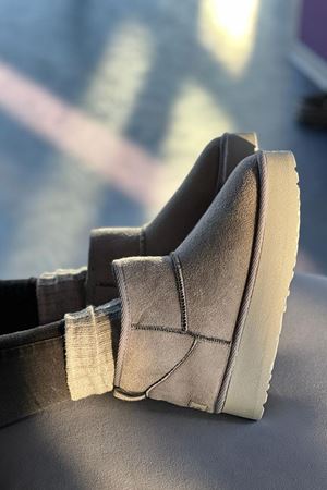 UGG Platform Taban Bej Bot