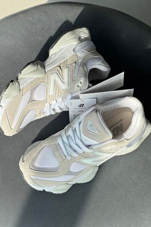 New Balance 9060 Bej Beyaz