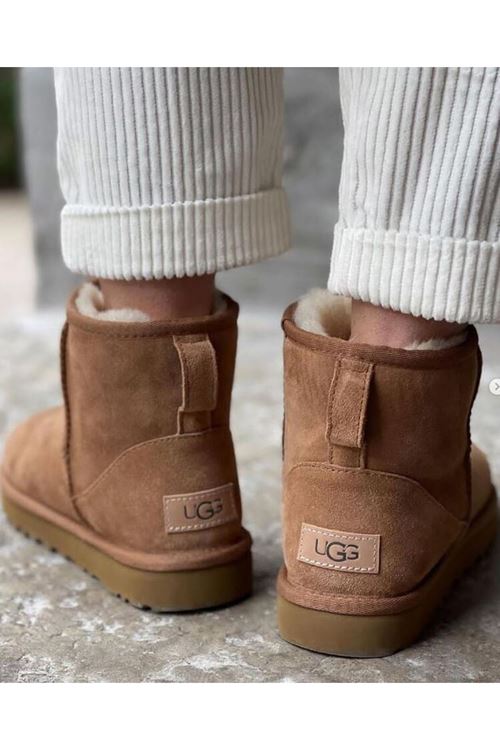 UGG Mini Taba