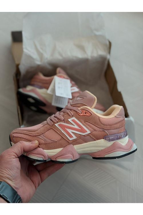 New Balance 9060 Pembe