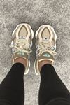 New Balance 9060 Bej Gri Spor Ayakkabı